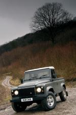 Land Rover Defender 2006 года